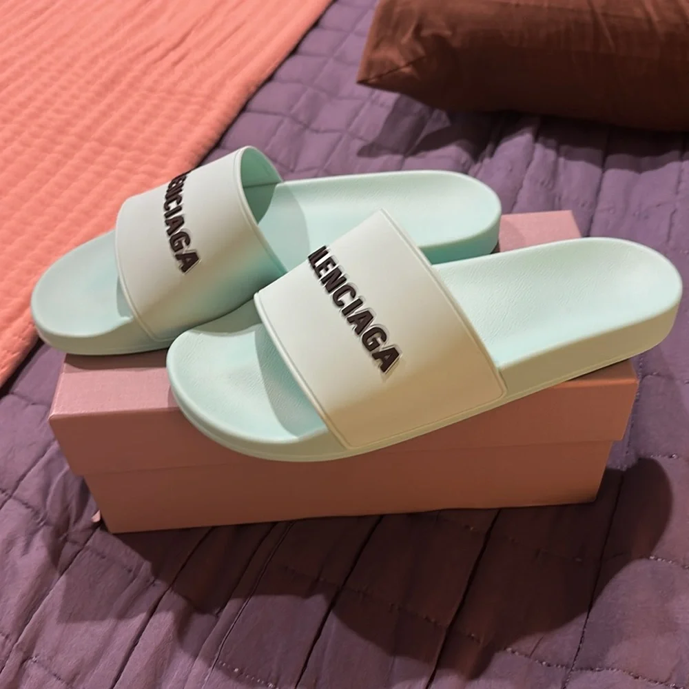 Balenciaga Mint Logo Slides - Picture 3 of 3
